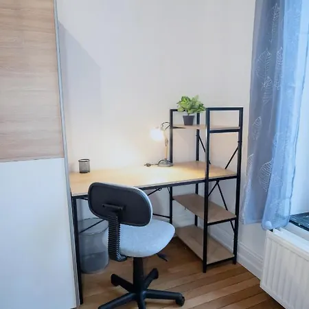 Double Fabriques, 2 Bedrooms, Central, Parking Nearby, Self Checkin Apartamento