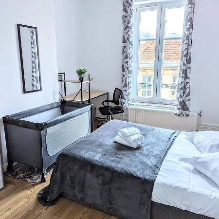 Double Fabriques, 2 Bedrooms, Central, Parking Nearby, Self Checkin Apartamento *