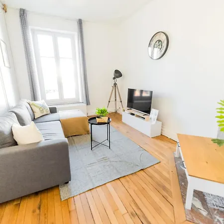Double Fabriques, 2 Bedrooms, Central, Parking Nearby, Self Checkin * Nancy