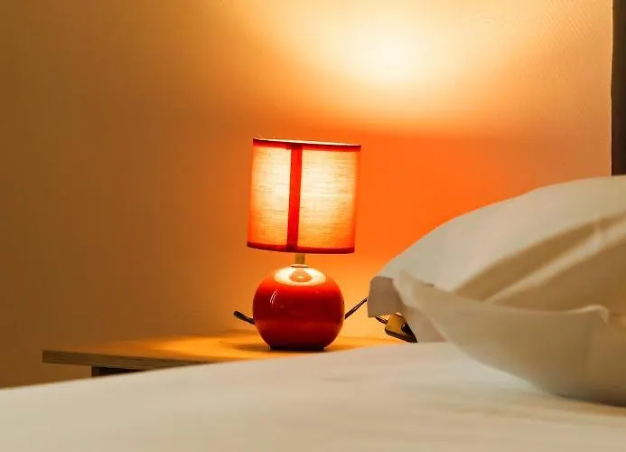 Double Fabriques, 2 Bedrooms, Central, Parking Nearby, Self Checkin Apartment Nancy