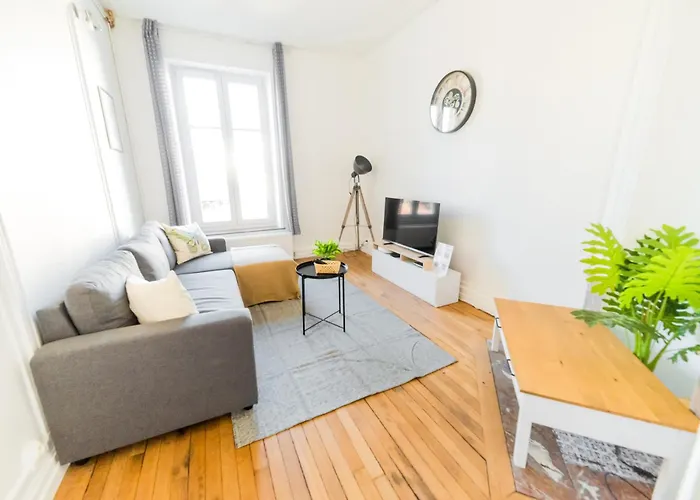 Double Fabriques, 2 Bedrooms, Central, Parking Nearby, Self Checkin * Nancy